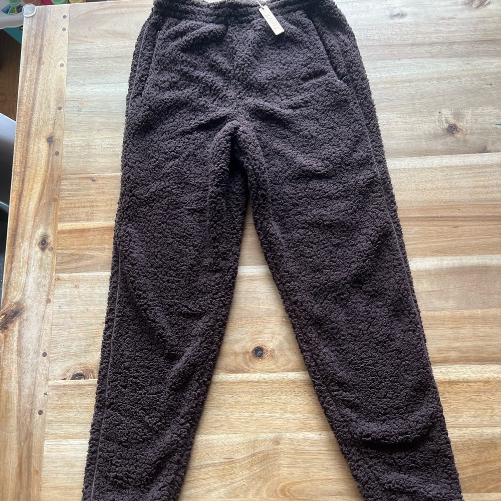 NWT SKIMS fleece jogger/ pant